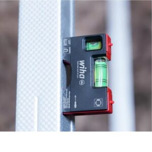 wiha-mini-vizmertek-zsebszintmero-csatlakozoaljzatokhoz-magneses-80mm-pocket-46957-1