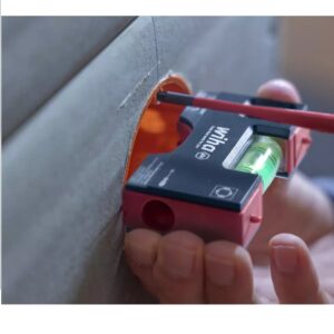 wiha-mini-vizmertek-zsebszintmero-csatlakozoaljzatokhoz-magneses-80mm-pocket-46957-4